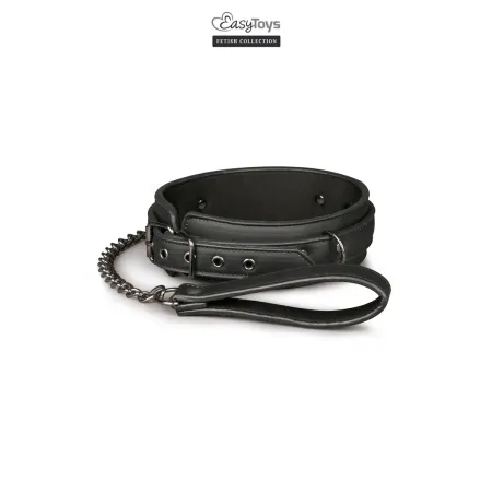 Collier fétichiste et laisse