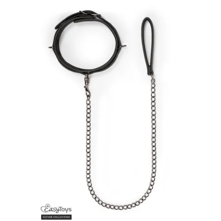 Collier fétichiste et laisse