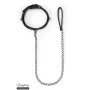 Collier fétichiste et laisse